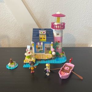 LEGO Friends 41094 Heartlake Lighthouse